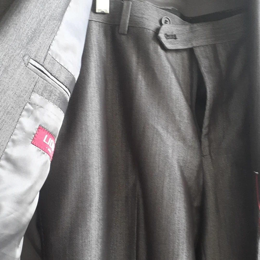 Lido Italia Slim Fit Suit Gray 2-Piece Suit Jacket 42R Pants 36R